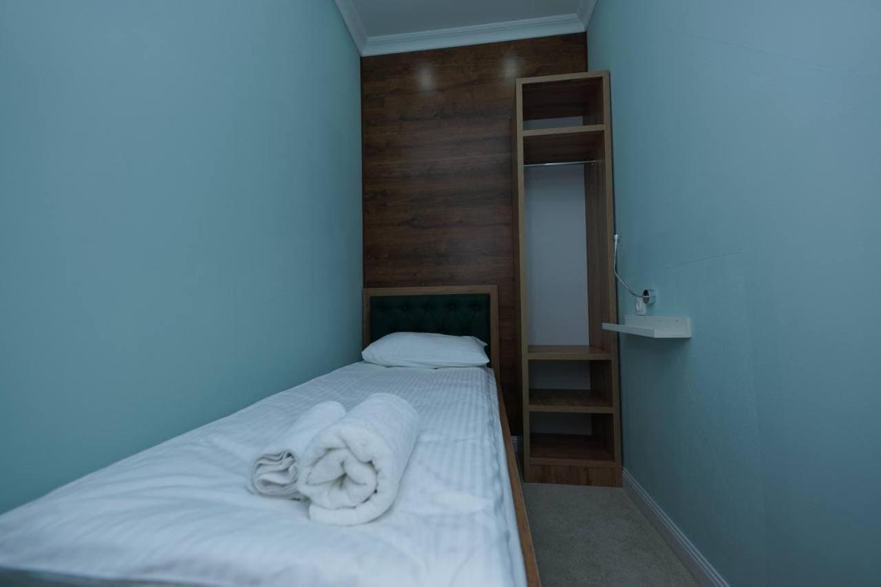 Halal Apart Hotel אלמטי מראה חיצוני תמונה